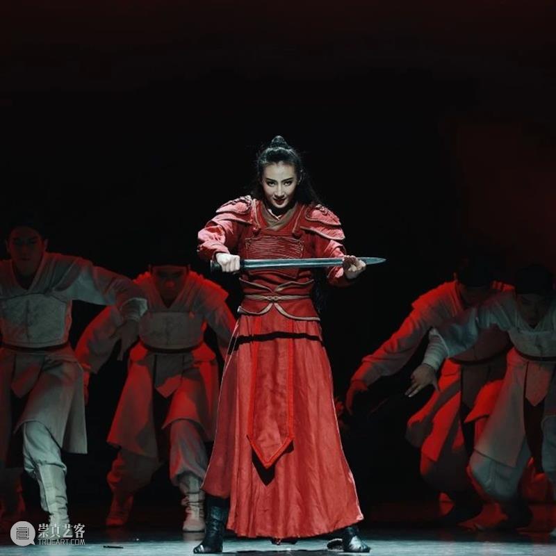 最会跳舞的“谋女郎”、丽人行原版C位...人气舞者齐聚,带你展开一场时空之旅 视频资讯 SIDCT 舞者 人气 丽人行 谋女郎 原版 时空 李超 编导 作品 卡冈 崇真艺客